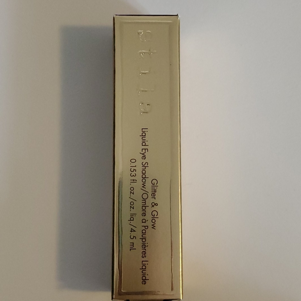 Stila Glitter & Glow Liquid Eyeshadow Plum On